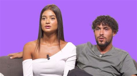 Ania et zizou baise en levrette dans cette sextape chaude